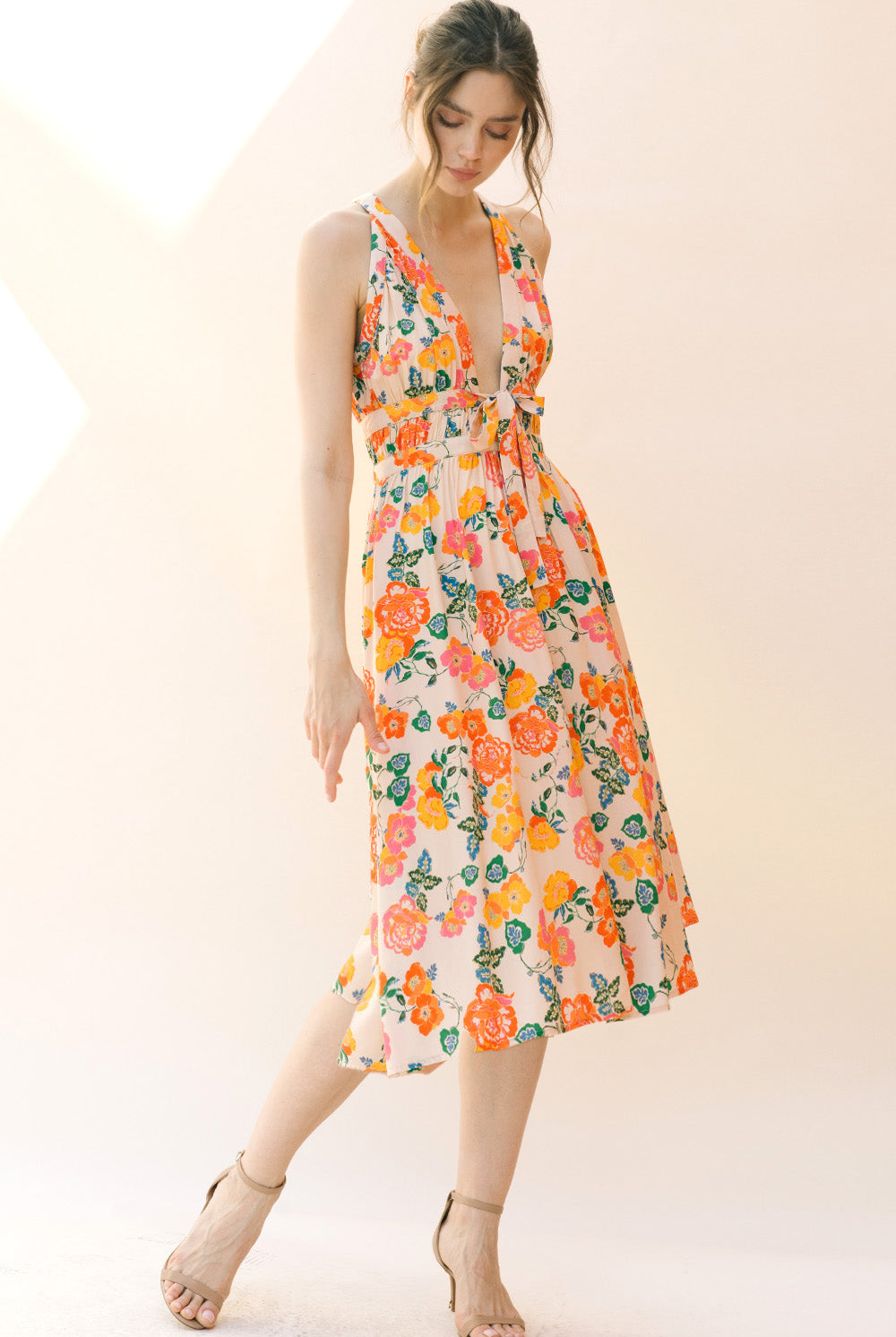 Elies Vibrant Floral Midi Dress Alternative