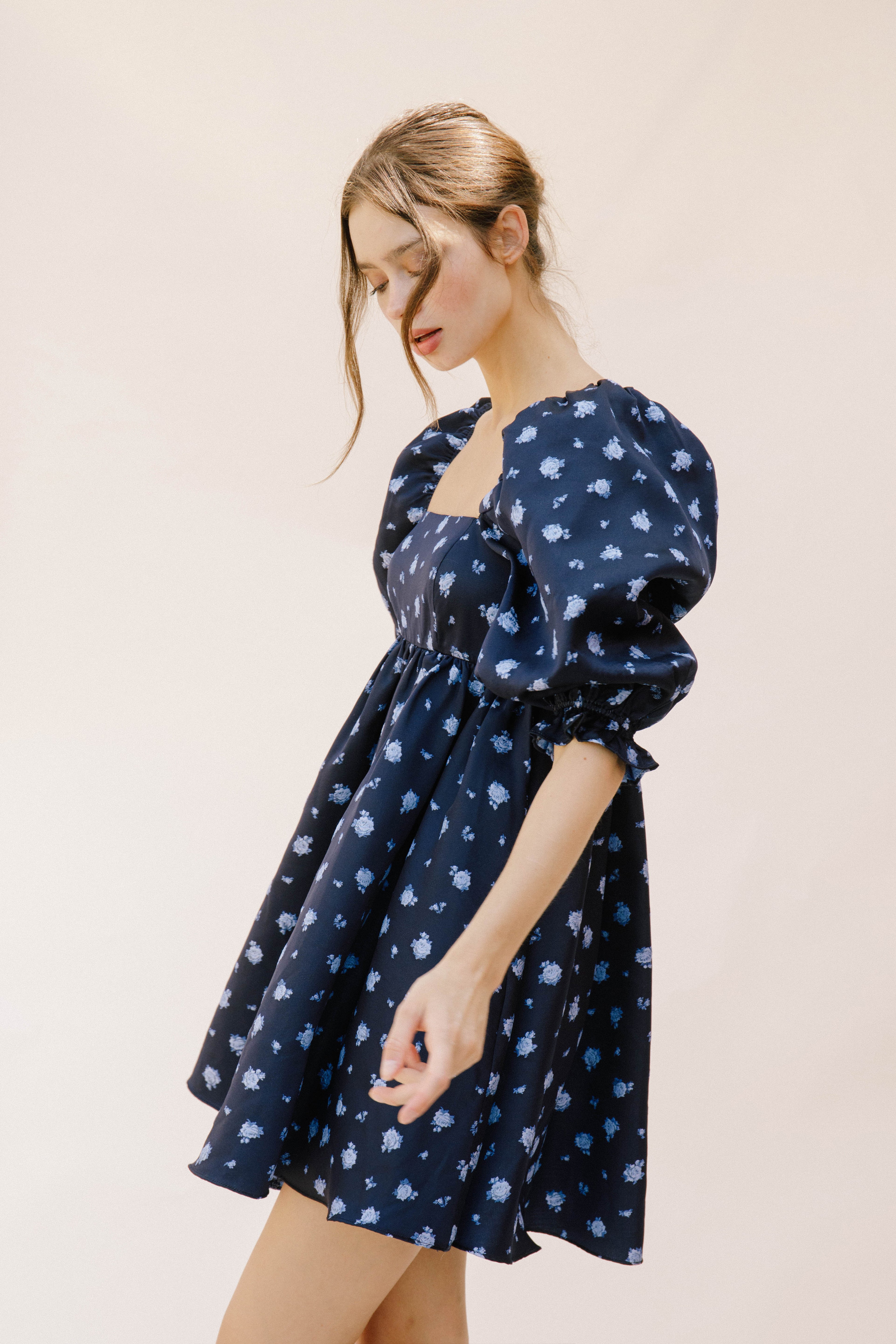 Aria Blue Roses Print Mini Dress Side